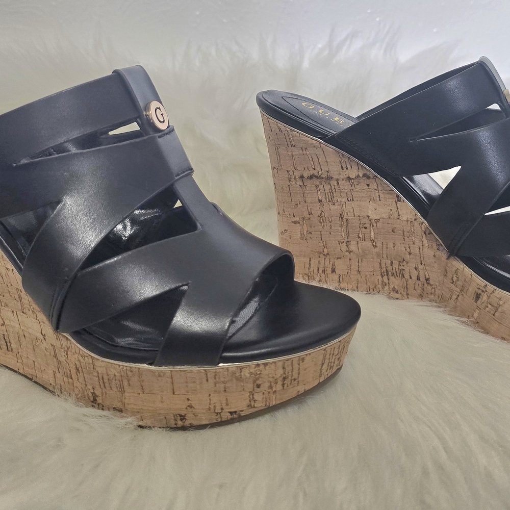 Guess Eadra2 Black Wedge Sandals. Never Worn